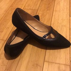 Easy spirit black flats